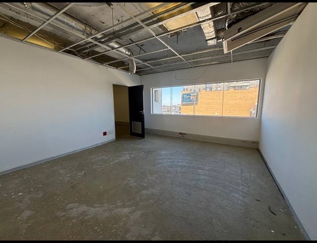 840M² OFFICE TO LET IN TYGER VALLEY